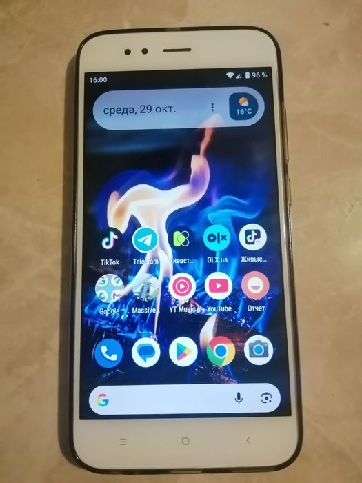 Телефон Xiaomi Mi A1