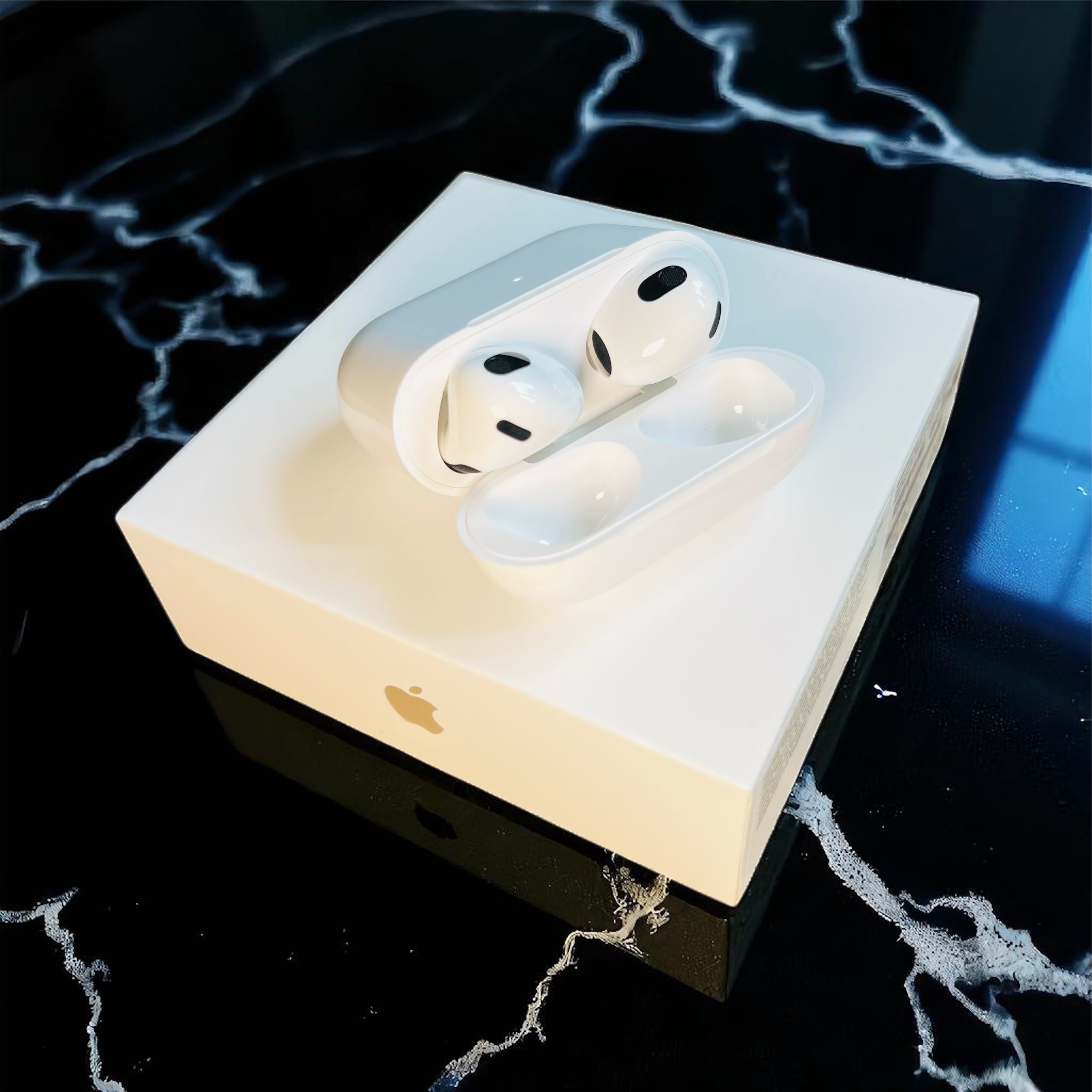 Nowe AirPods 3 do iPhone • Słuchawki bezprzewodowe AirPods 2025