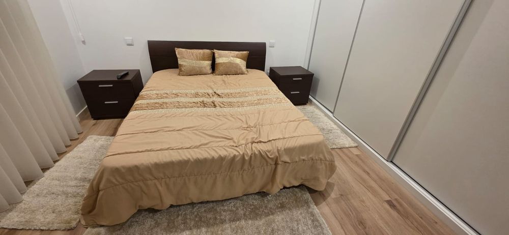 Cama casal King Size