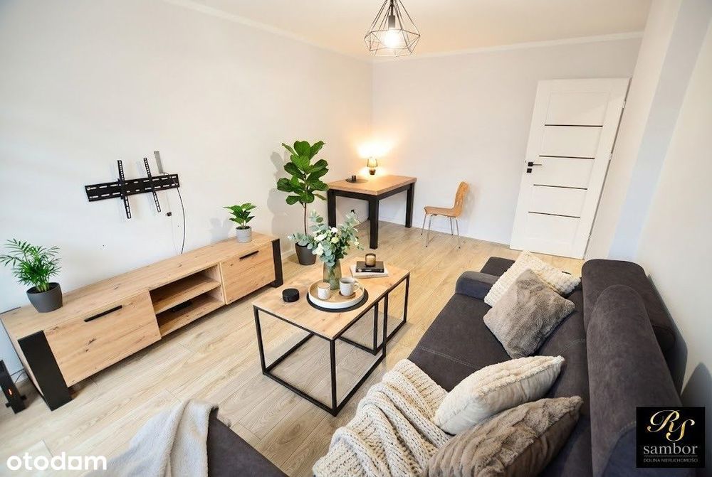 2 pok. | 47m2 | Balkon | 1 min od Parku |,