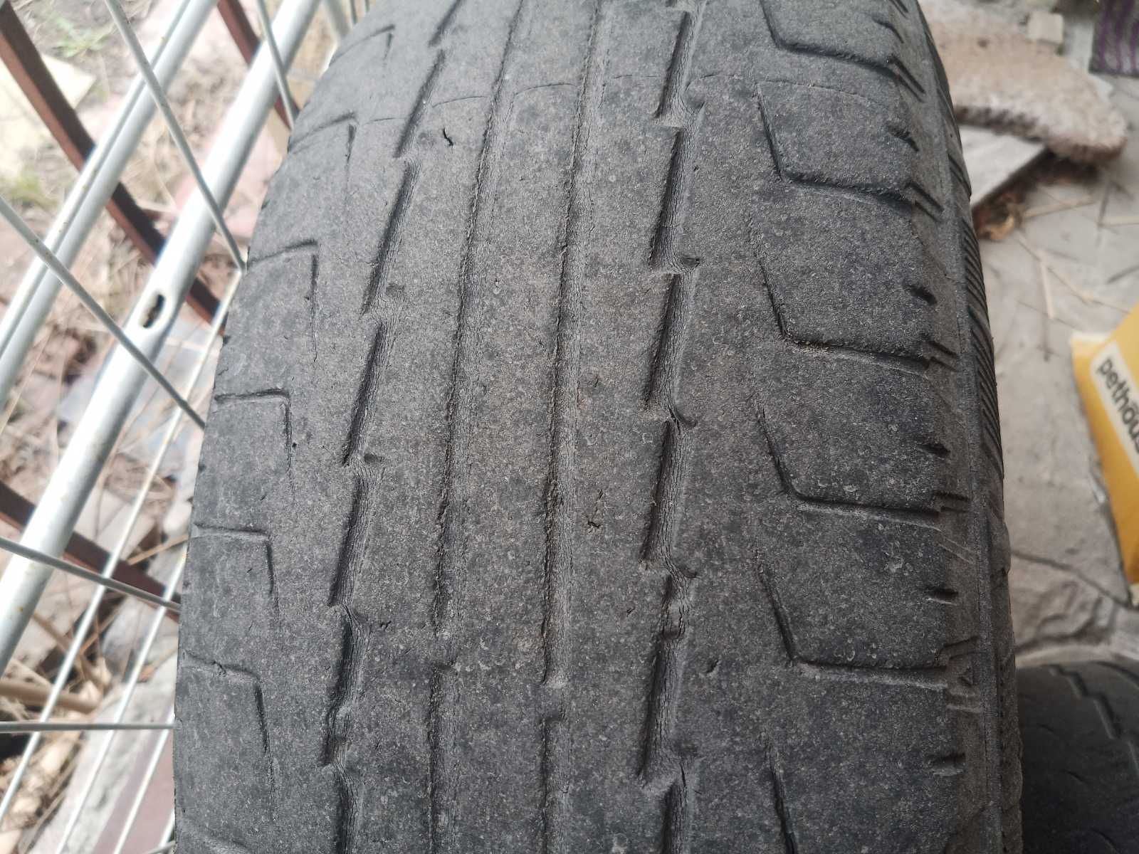 225/75 r15  104H лето