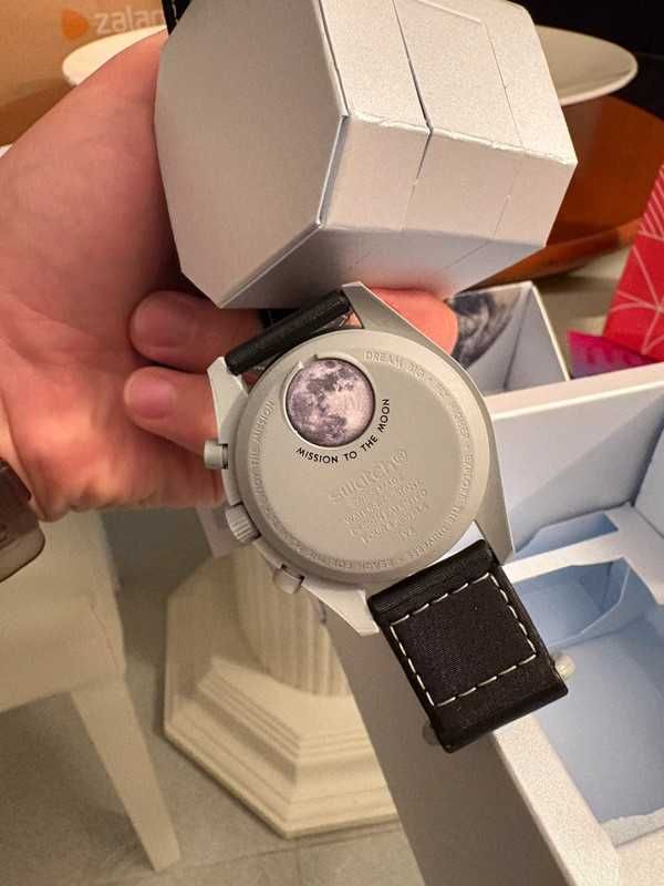 Swatch x Omega Bioceramic Mission To Earthphase