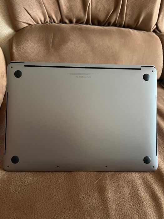 MacBook Pro 13 2016 ssd 500gb/ Touch Bar  Thunderbolt 3