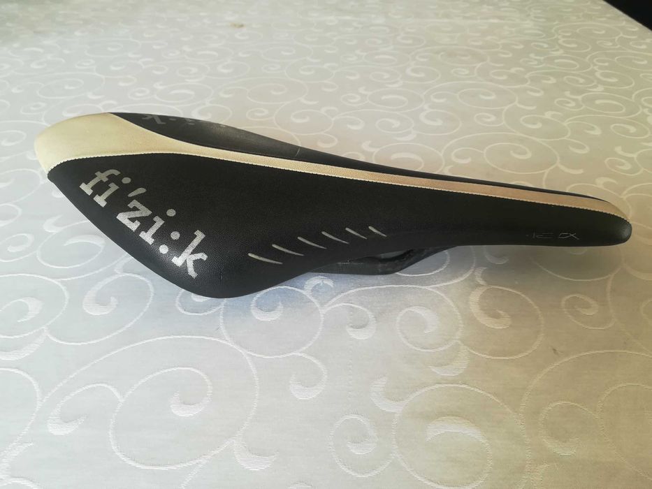 Selim Fizik Arione CX Carbon Braided