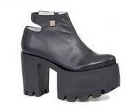 Botins preto pele Not Yet