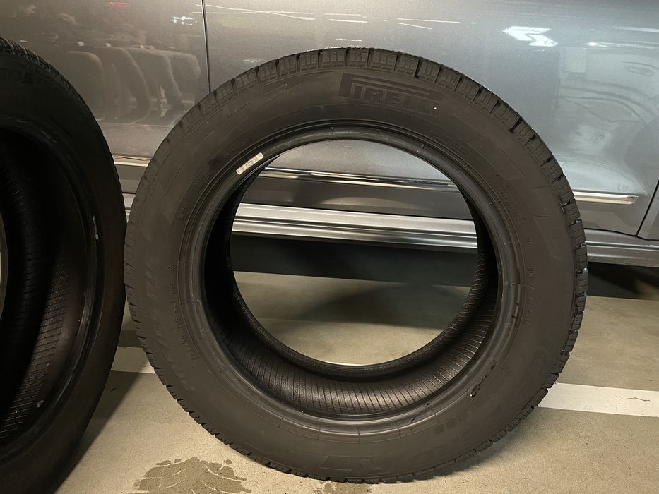 Шини Pirelli Ice Zero FR 205 55 16