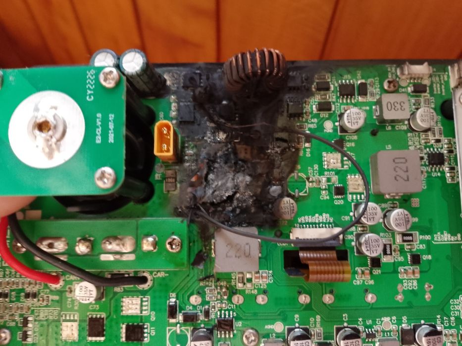 Зарядная станция Agent E3 — 300W | на запчасти или ремонт