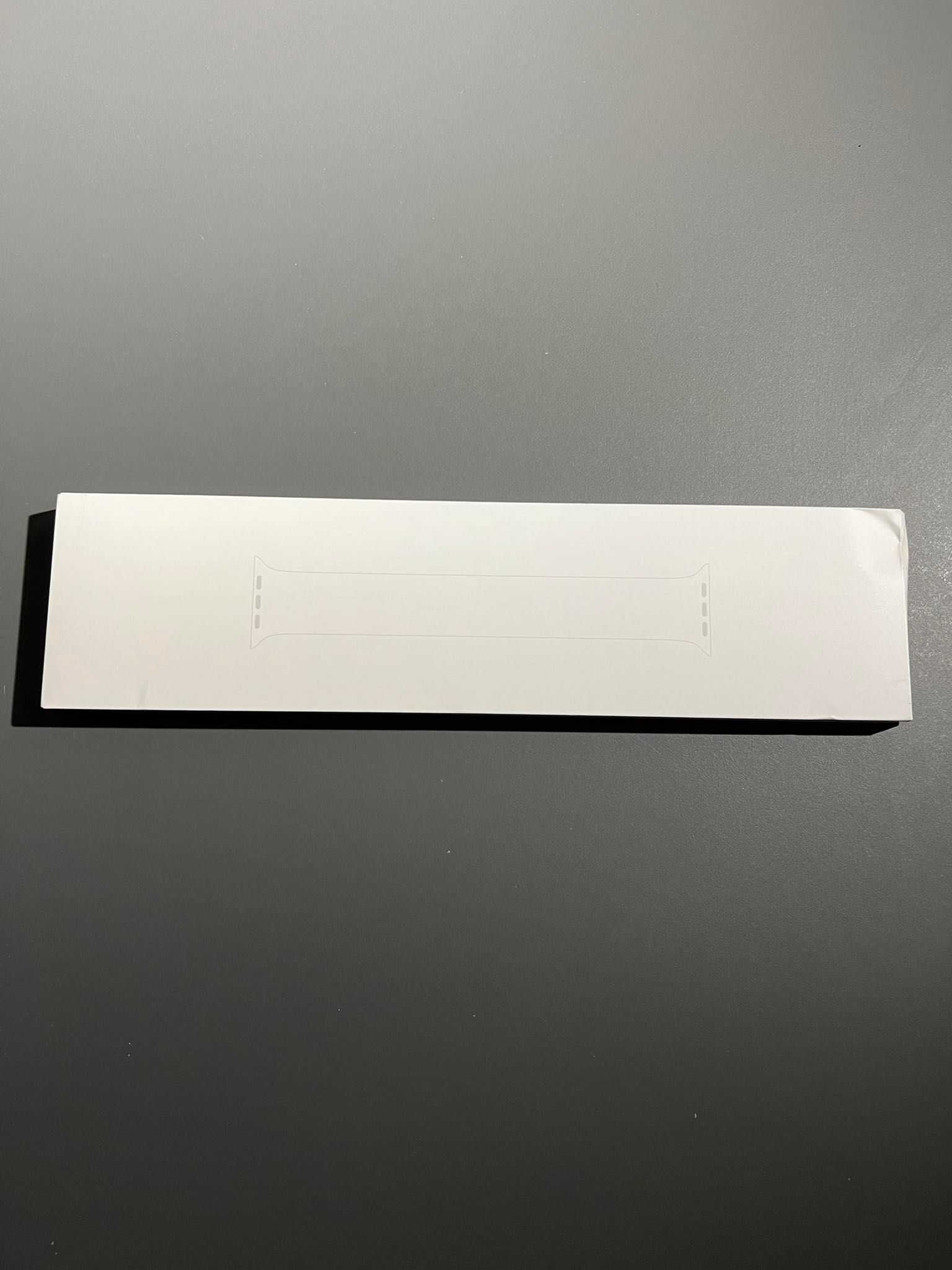[APPLE] Opaska Solo w kolorze białym do koperty 45 mm