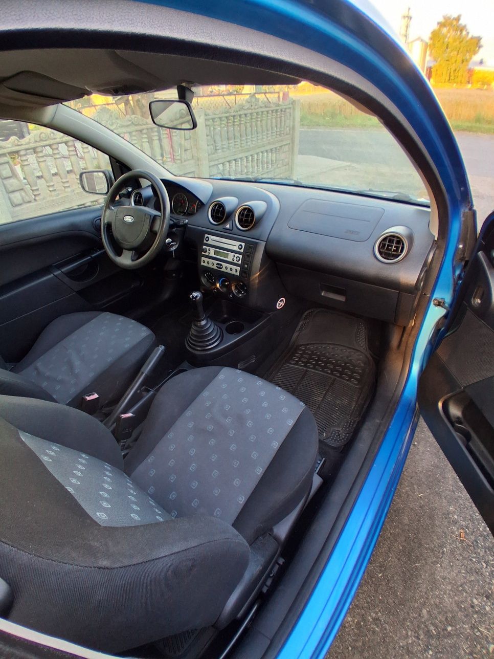 Ford Fiesta MK6 1.3 Benzyna Klima 2004 Special edition Nowe Opony x4