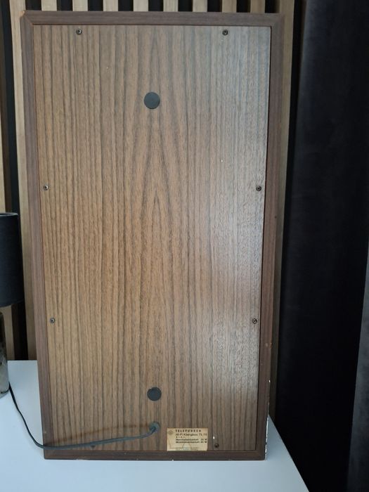 Kolumny podstawkowe Telefunken TL 70