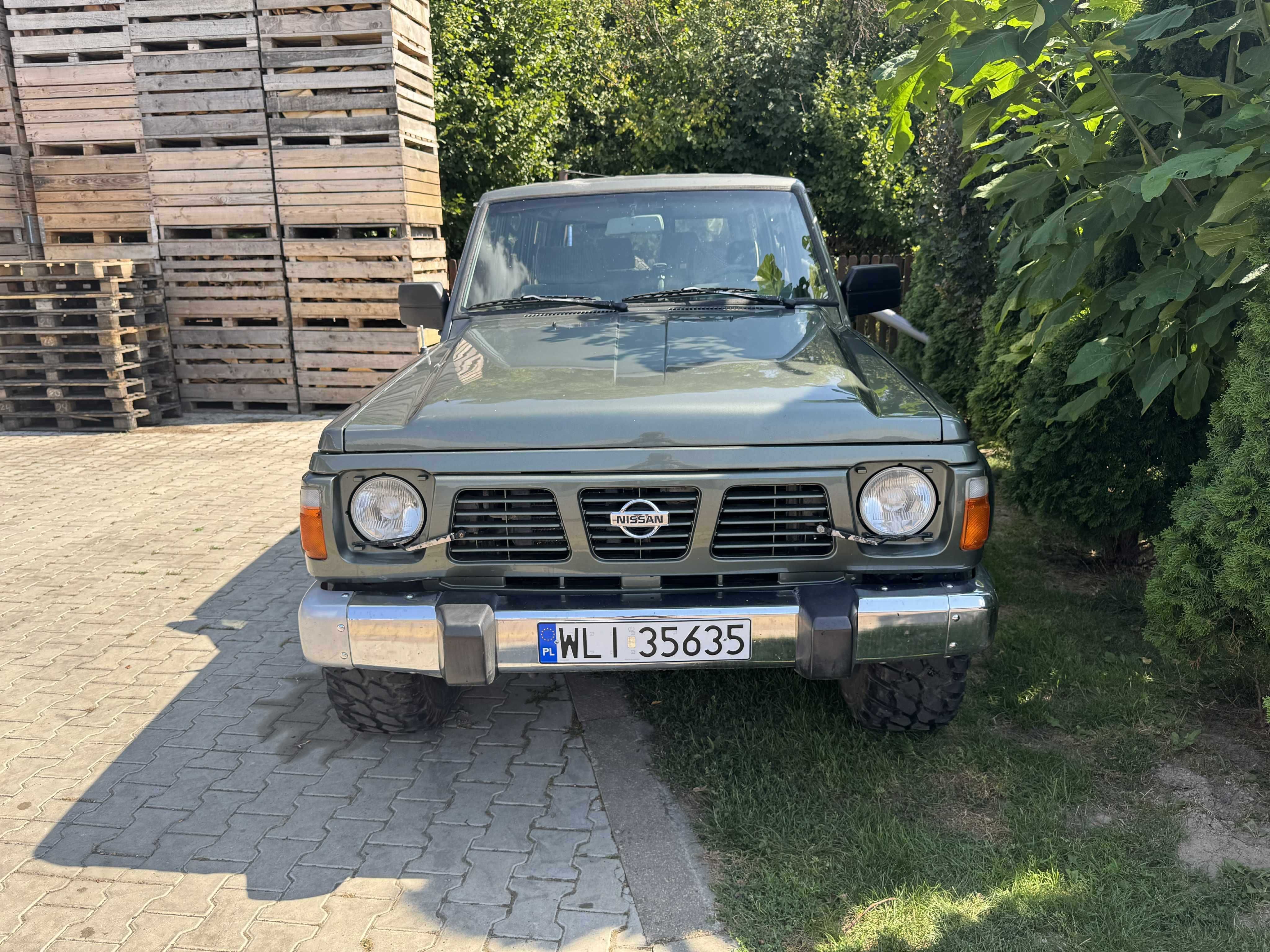 nissan patrol w dobrym stanie zakonserwowane podwozie