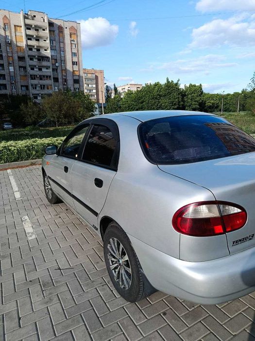 Продам машину daewoo sens