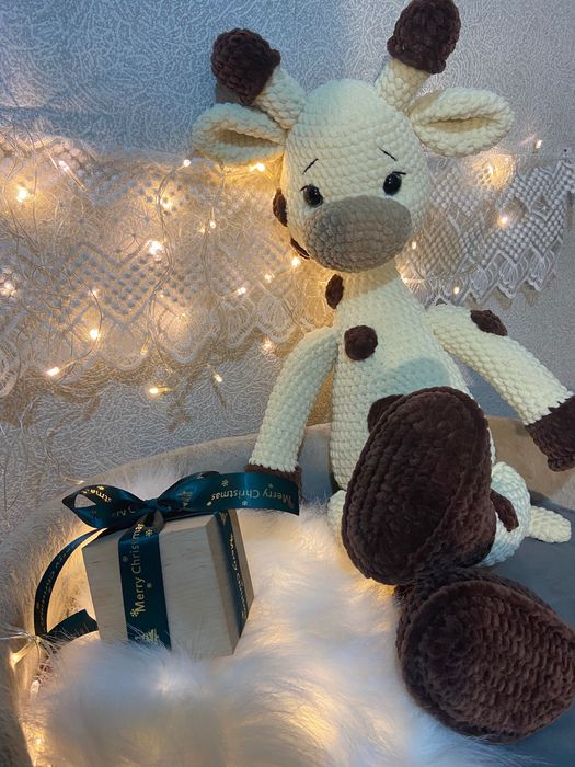 Вʼязані іграшки Жираф