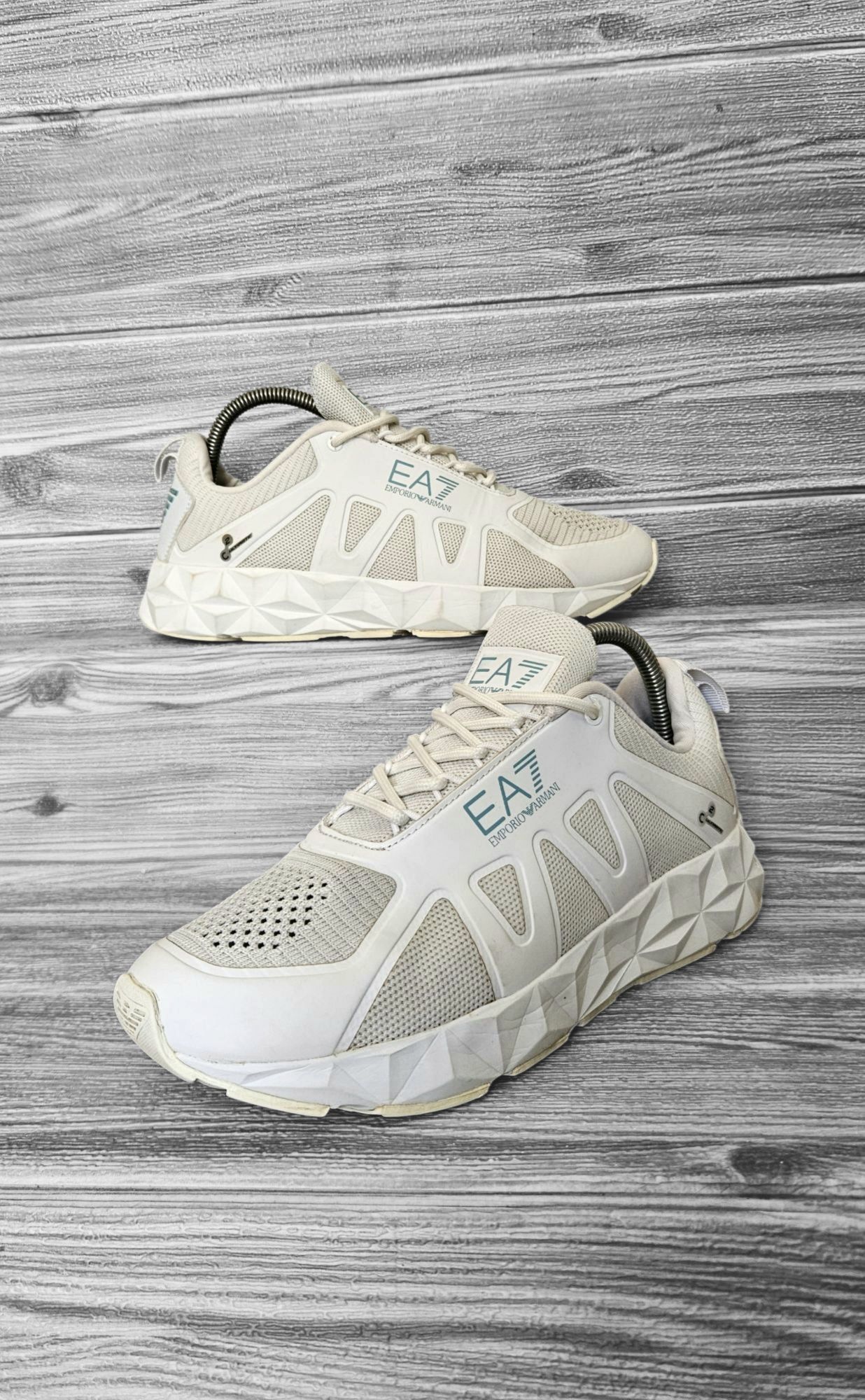 Sneakersy damskie Emporio Armani stylowe lekkie wiosenne sportowe 41