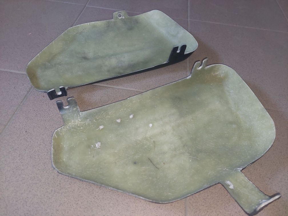 Sprzedam oslony boczne rama wsk125 kpl