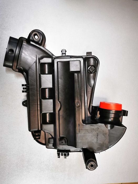 Корпус повітряного фільтра Рено Трафік trafic