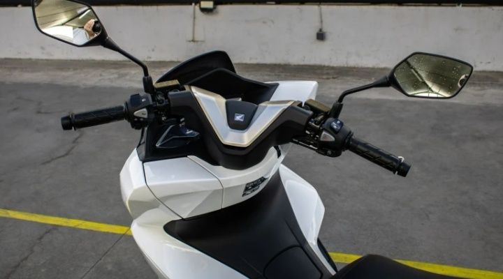 Honda PCX 125cc 2025 zero KMS  garantia de fábrica