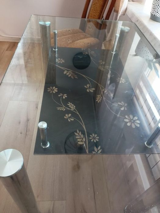 Stół kuchenny szklany