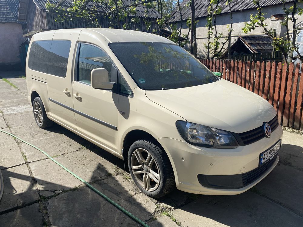 Caddy довга база