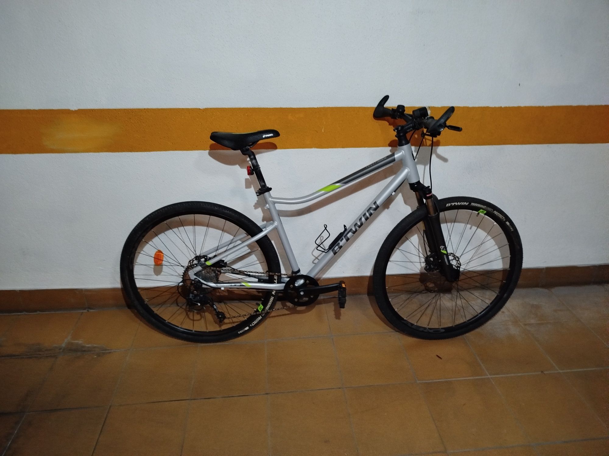 Bicicleta BTWIN Riverside 900 Decathlon