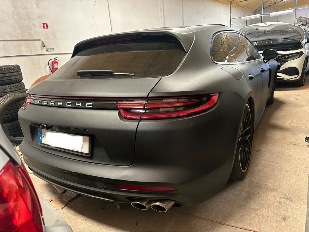 Porsche Panamera 4 Sporturismo 2019