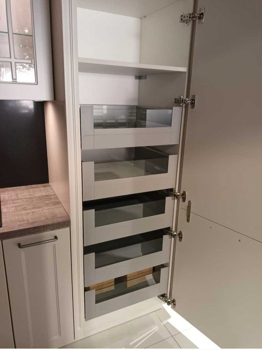 Meble kuchenne NOBILIA front Chalet - z ekspozycji