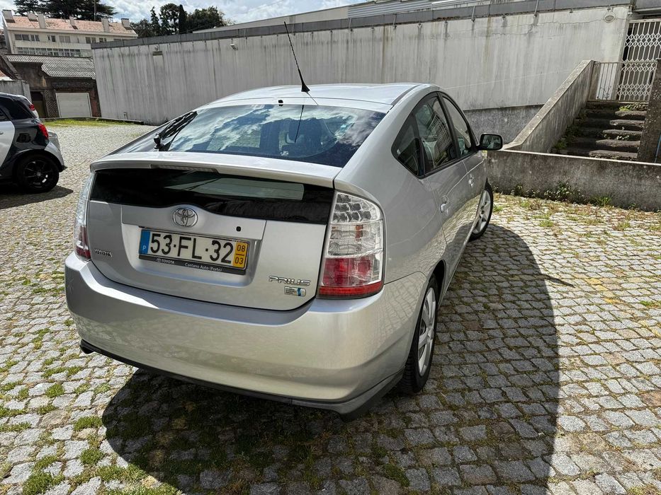 Toyota Prius de 2008 com 189.000 Km