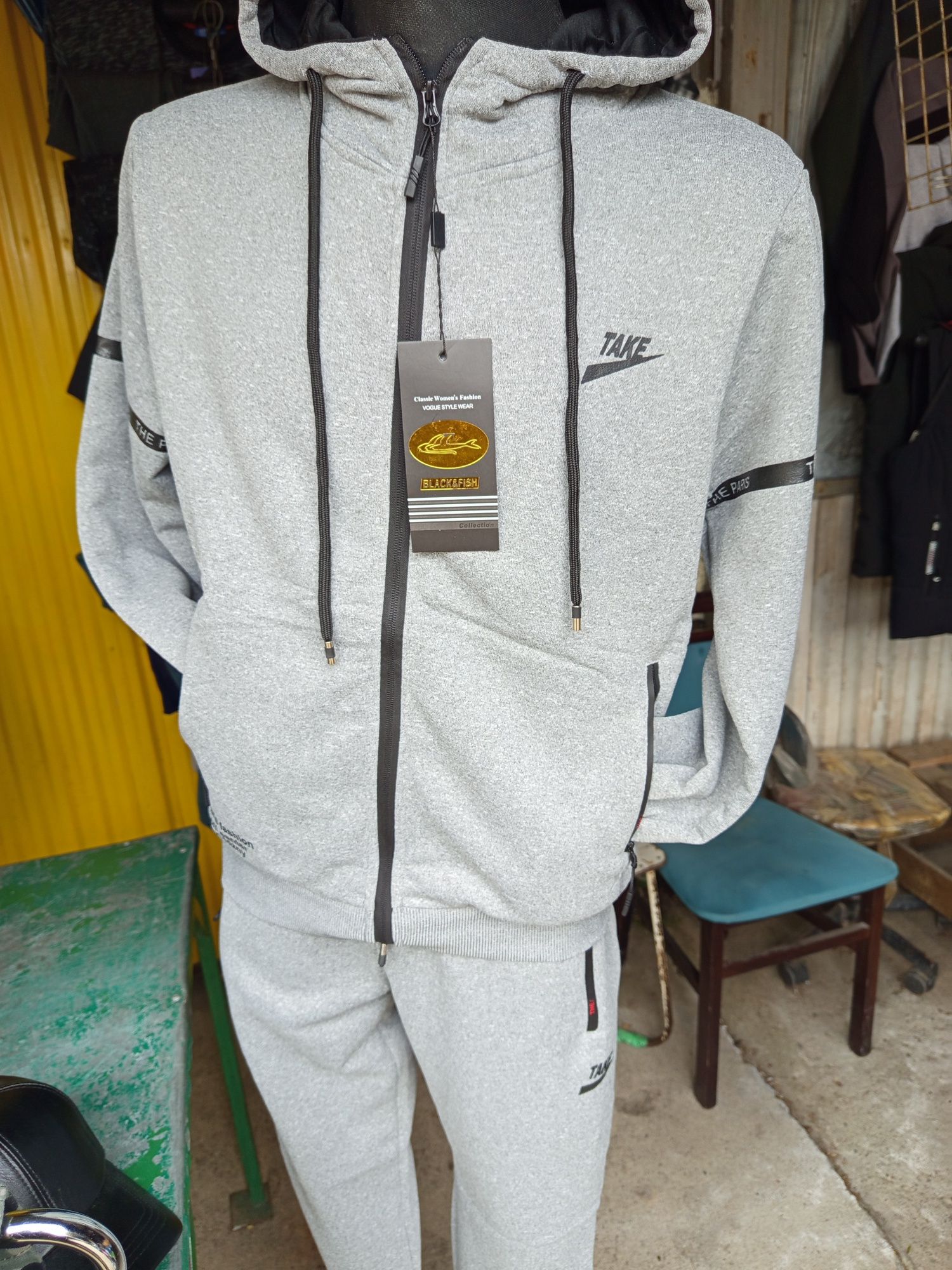 Komplet dresowy spodnie plus bluza