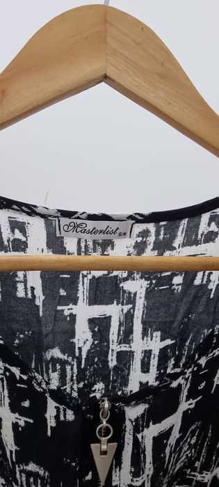 Macacão preto e branco
