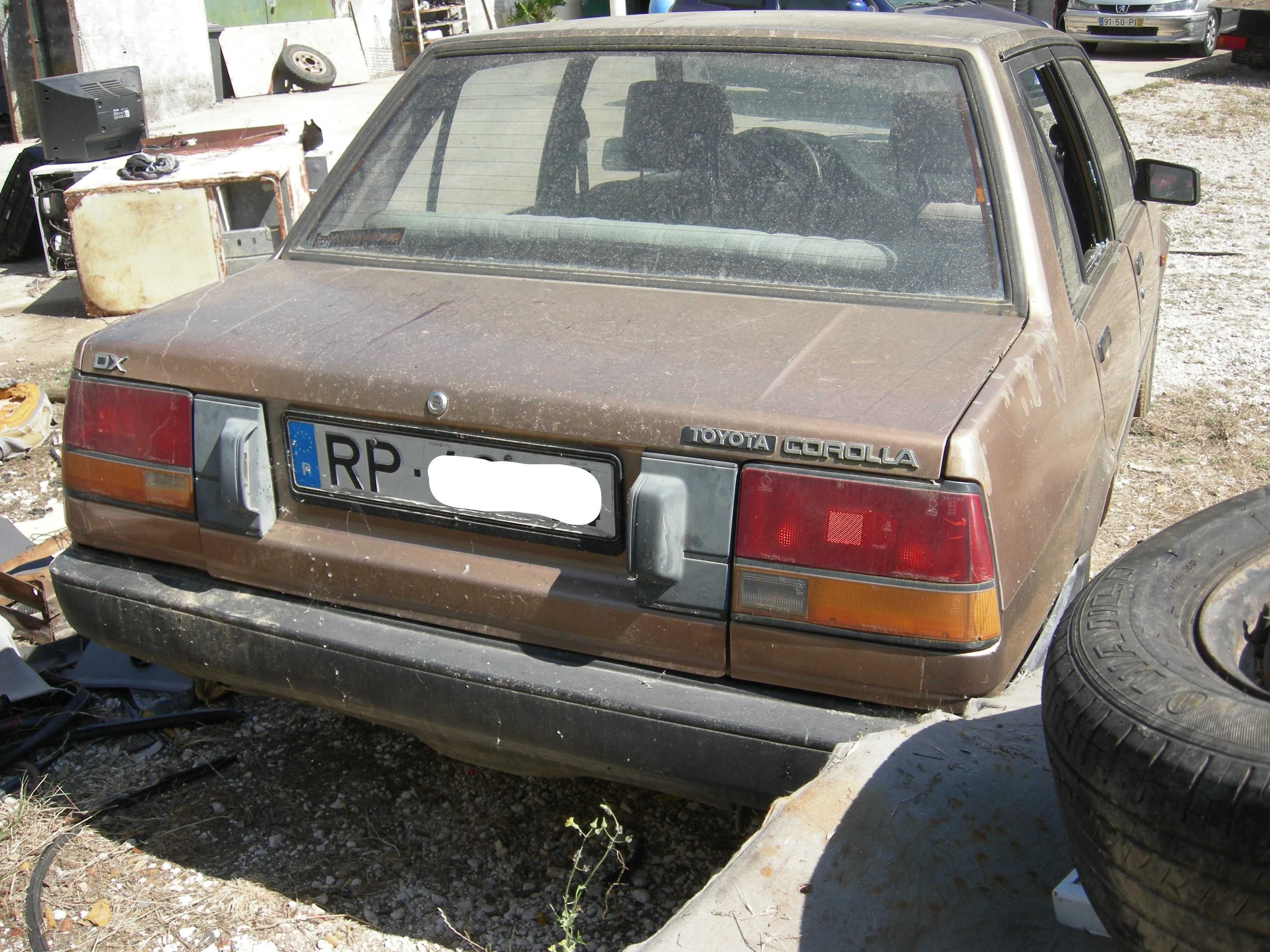 Toyota DX de 1986 para peças