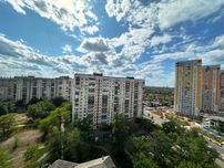 Продам 1-комнатную квартиру с косметикой возле м. Левобережная!
