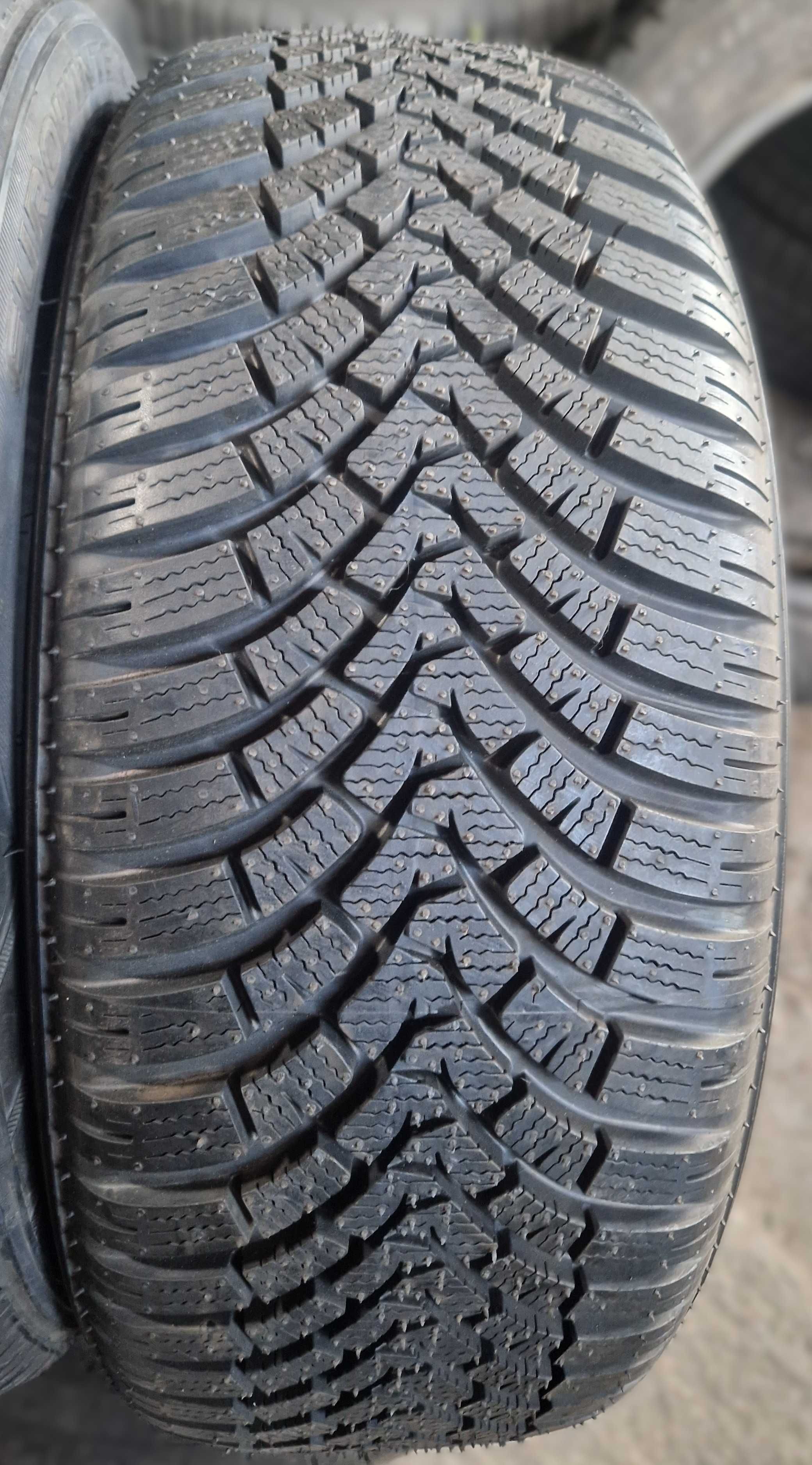 Opony zimowe Falken EuroWinter HS01 185/55R15 82H Kpl. NOWE