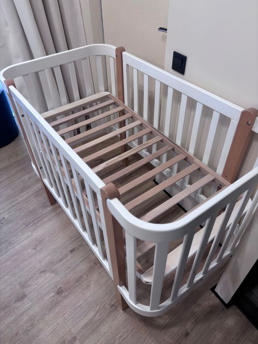 Ліжечко Верес Монако Білий-Дерево Маятник і колеса, матрац, бортики