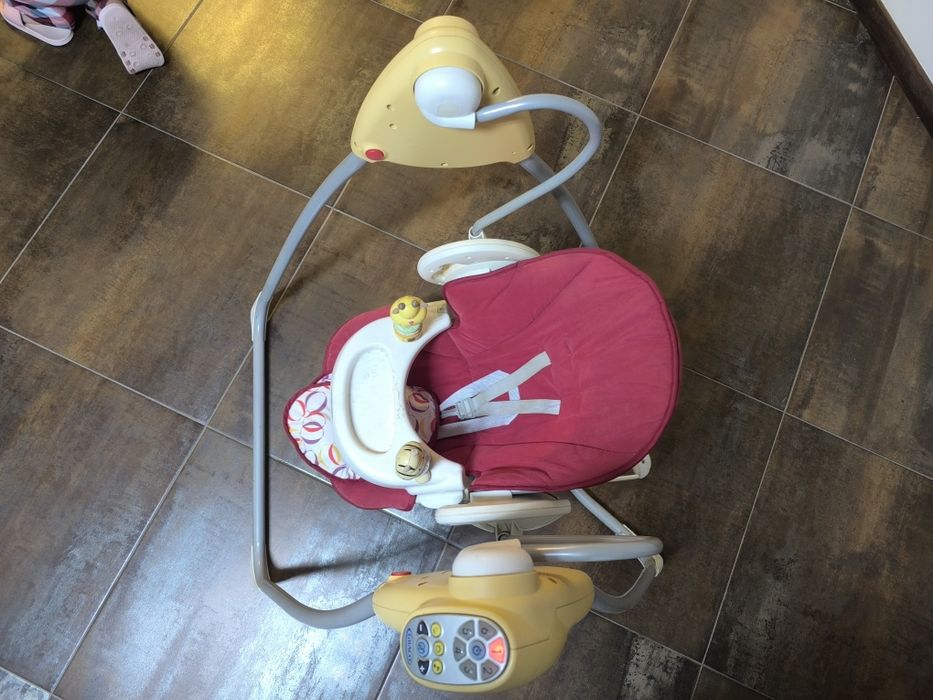 Baloiço bebê a pilhas