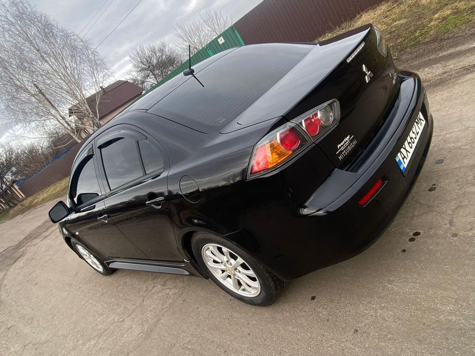 Продам MitsubishiLancer X