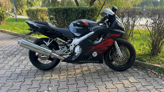 Honda cbr 600 f4 pc35 '00 58k