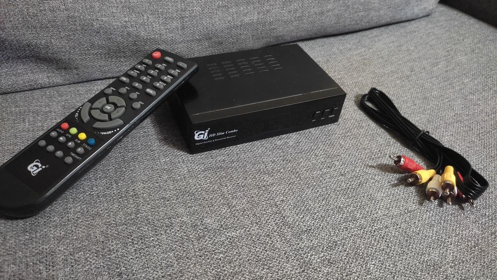 Продам Т2 тюнер gi hd slim combo