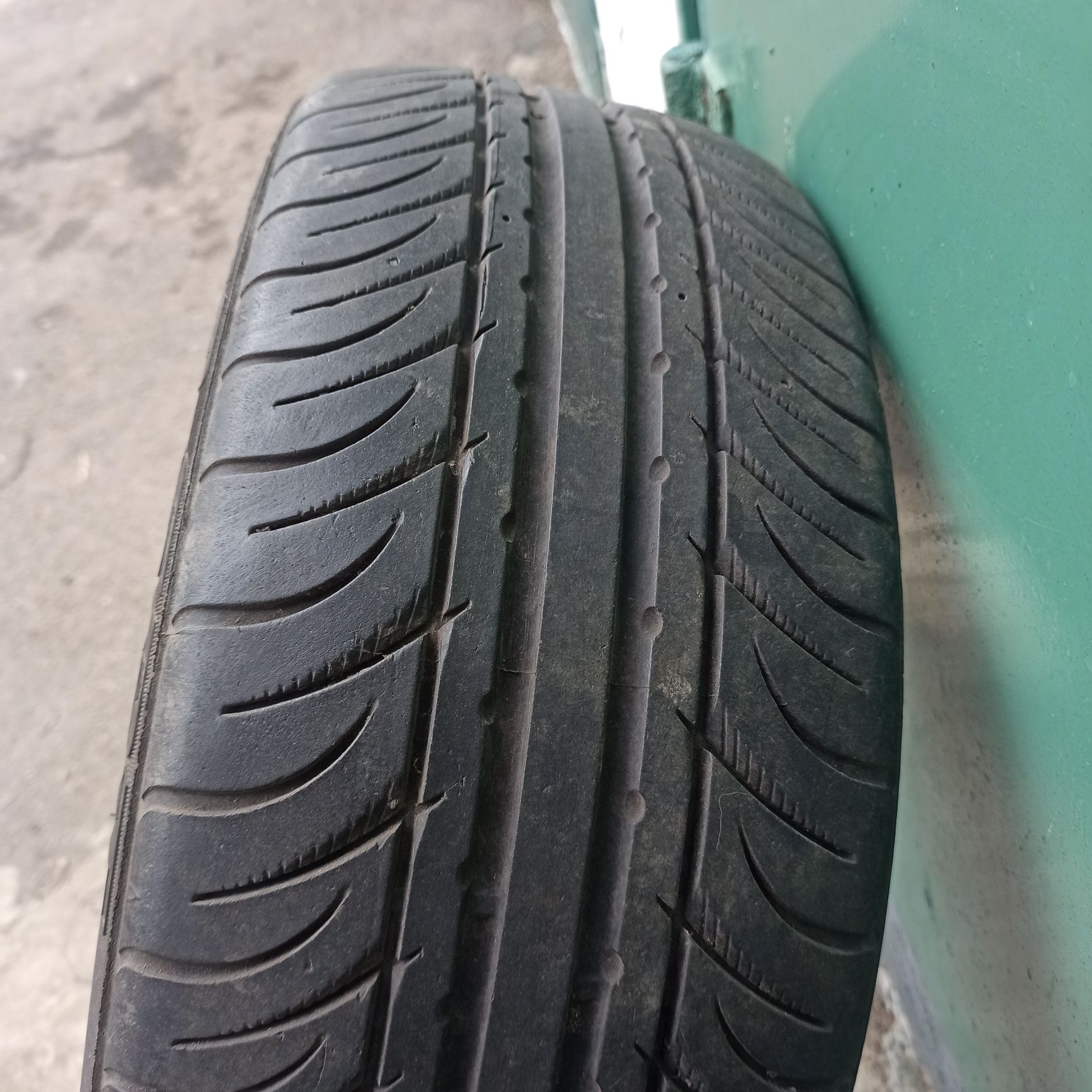 Шини літні 195/50 R15