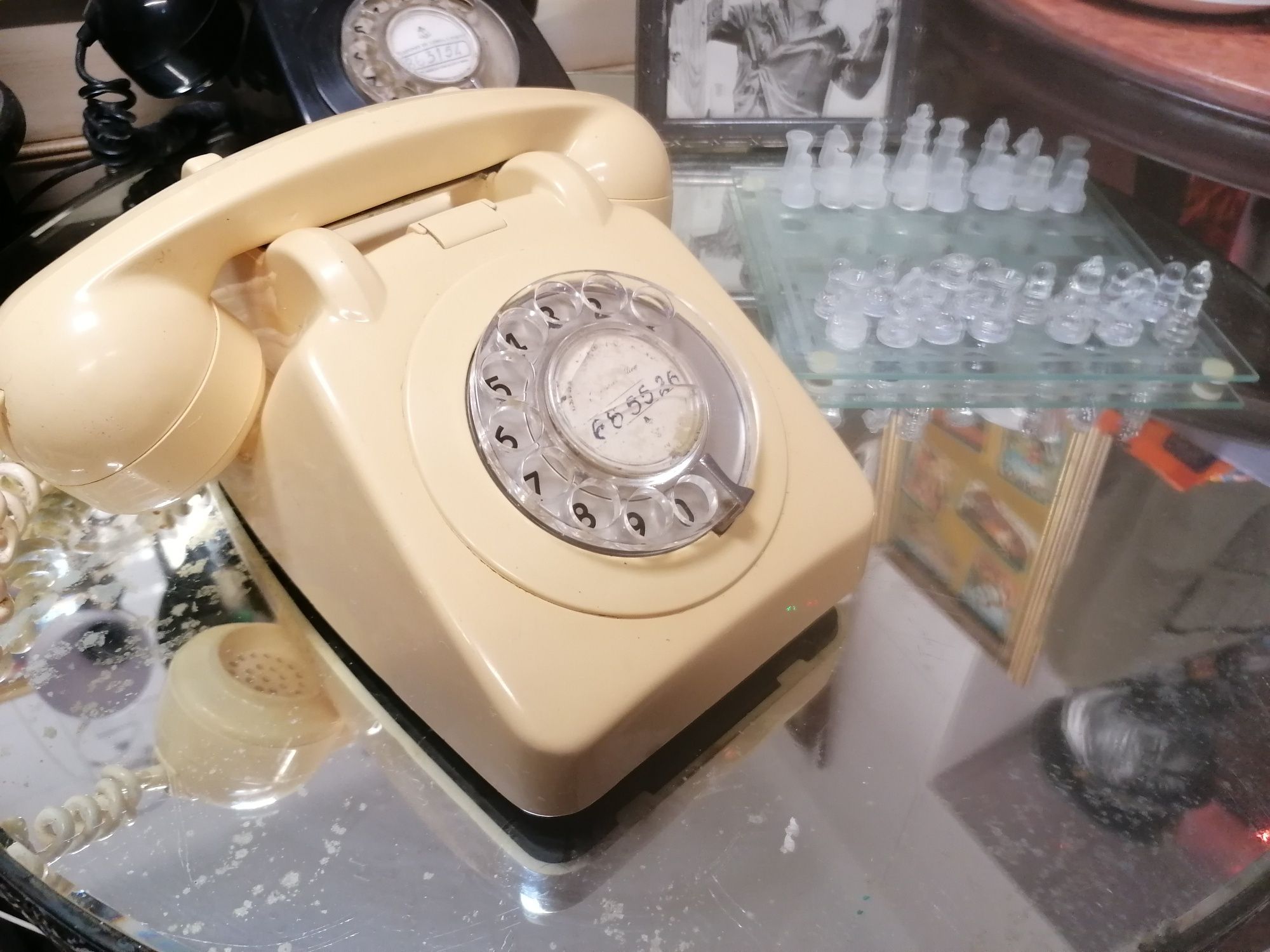 Telefone de disco, cor bege
