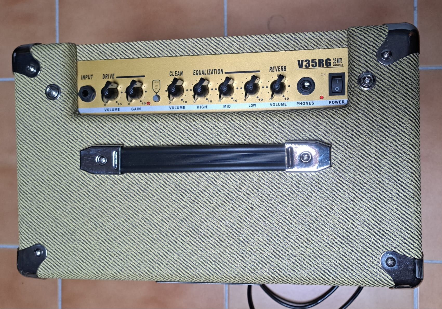 Amplificador Subzero V35RG
