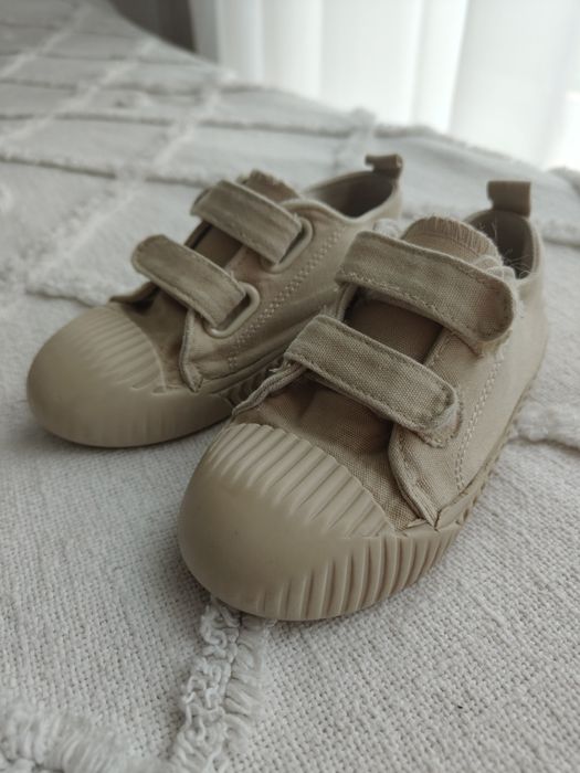 Buty tenisówki trampki 27 KappAhl beżowe