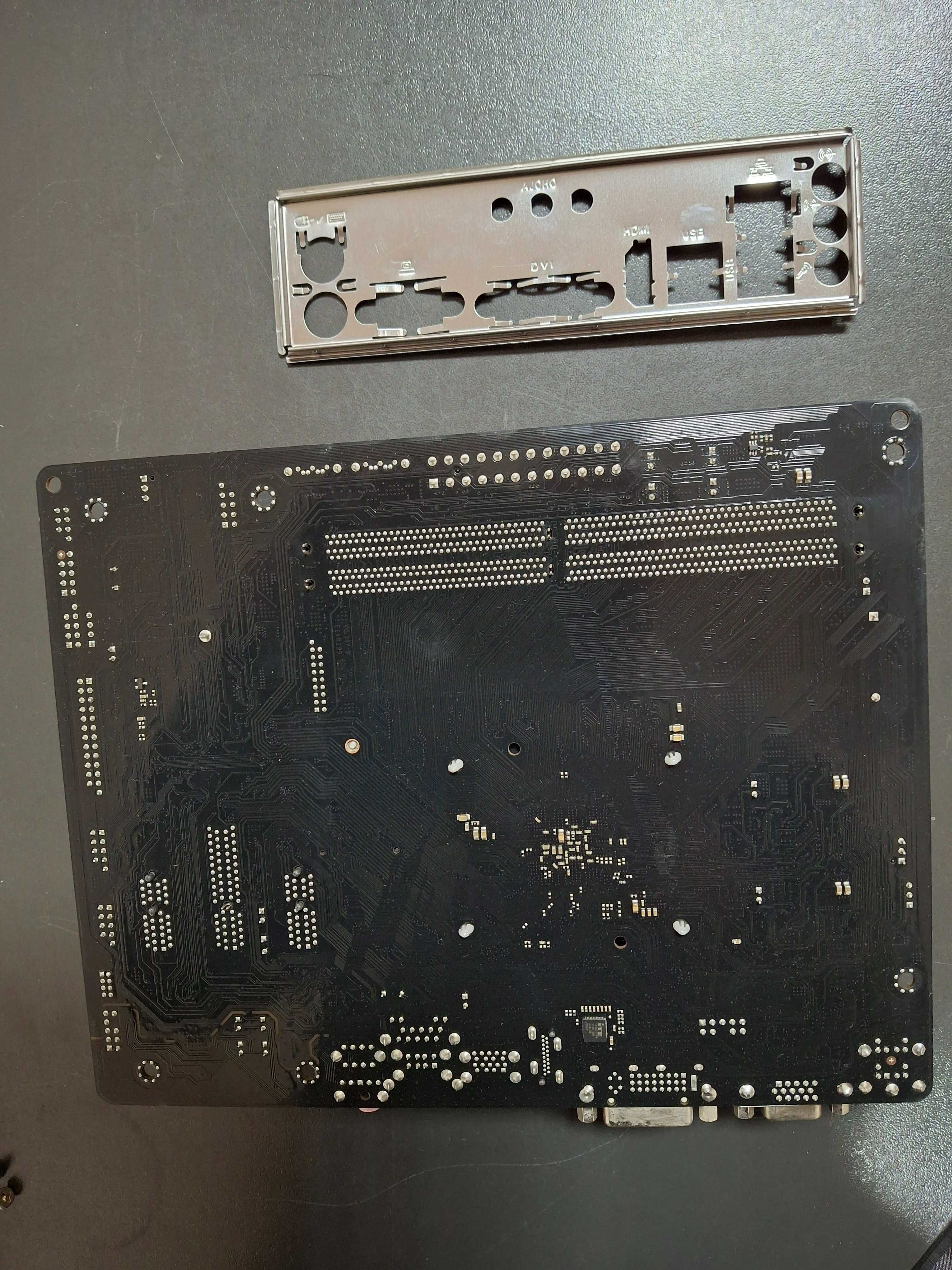 Материнская плата ASRock J4125M + процессор 4 ядра+8Гб