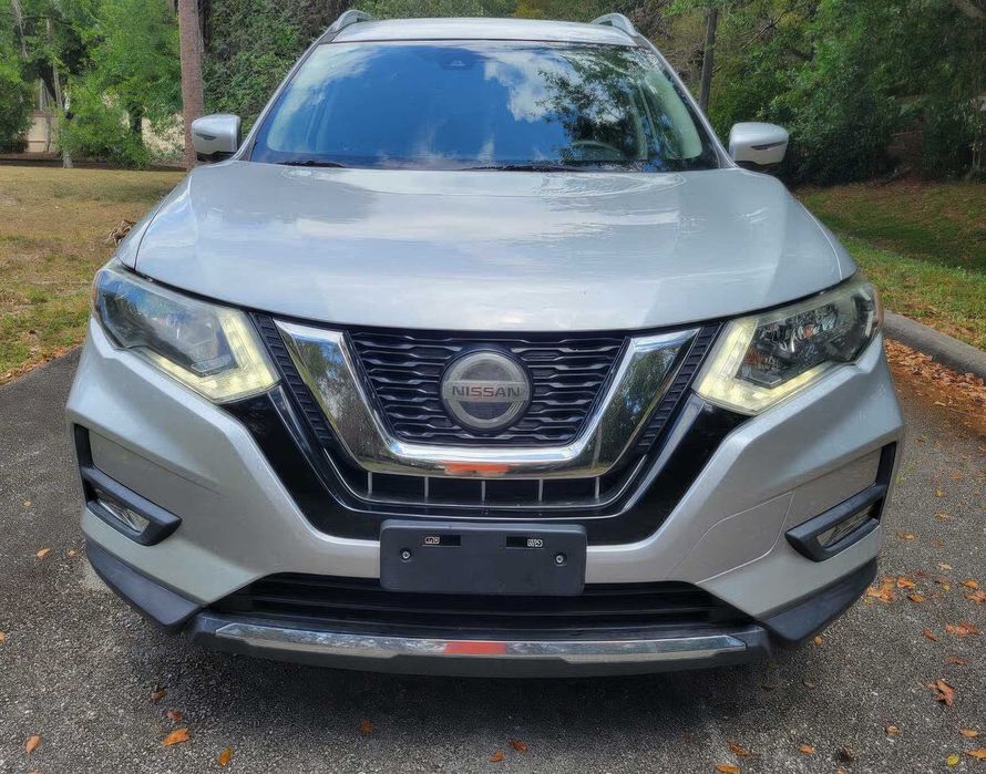 Nissan Rogue SL      2019