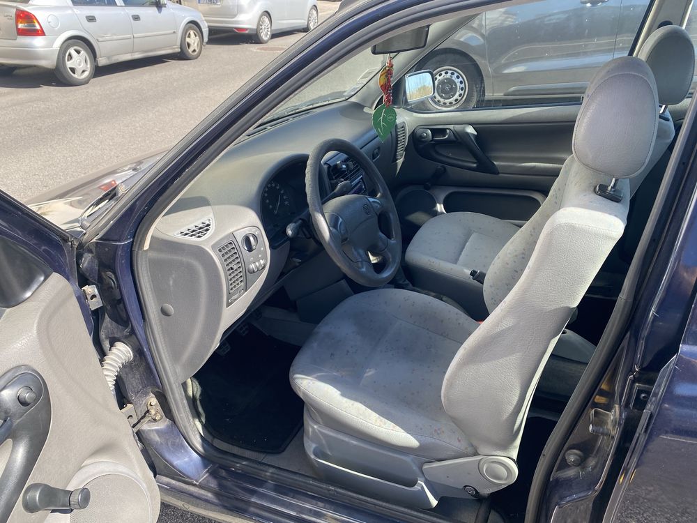 Volkswagen Polo 6N v1.6 5 portas
