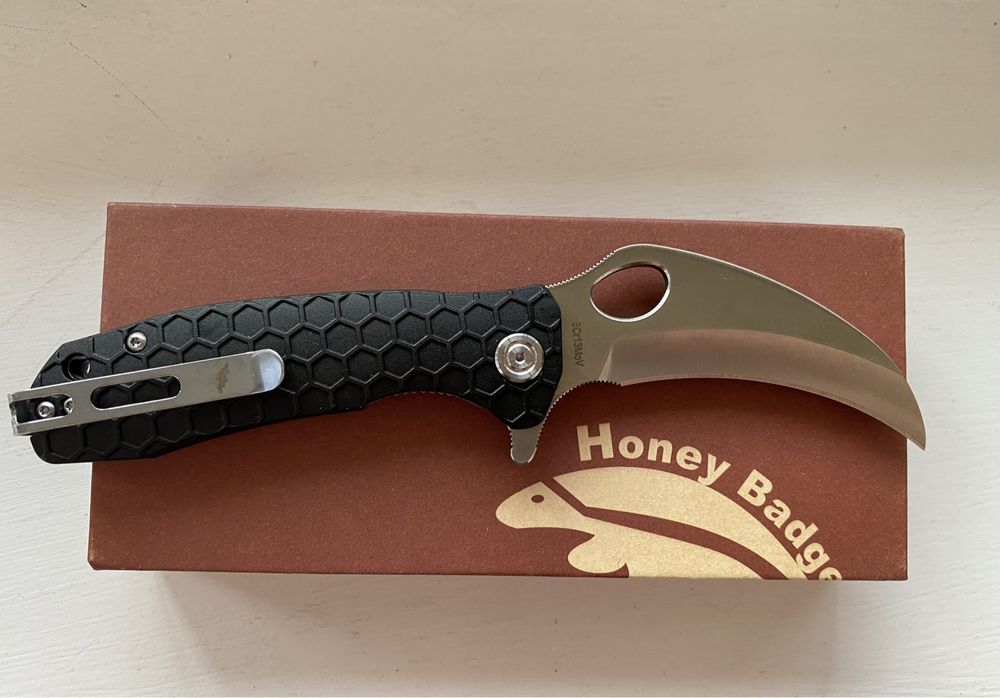 Ніж складний Honey Badger Claw