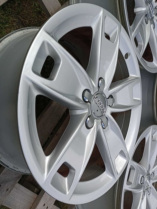 Alufelgi 17 cali 5x112 Audi A3 8P VW Golf Seat Leon Exeo Skoda i inne