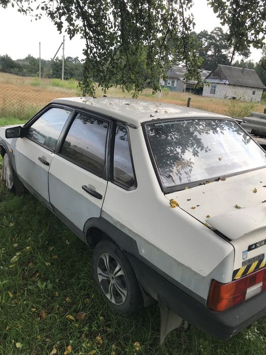 Продам ваз 21099,