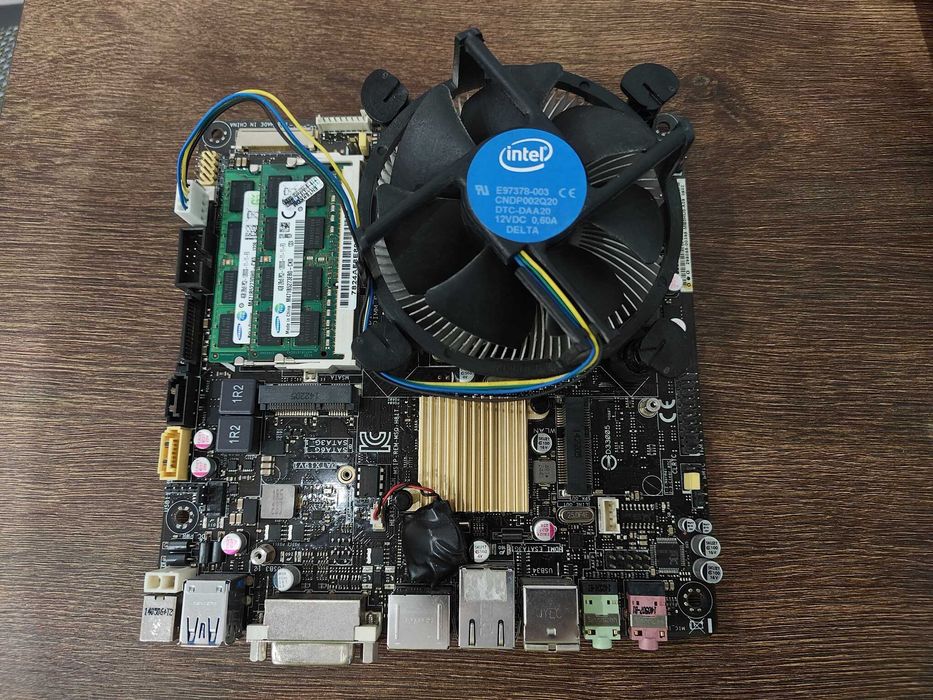 ASUS H81T Intel Core i3 4130T 8GB RAM