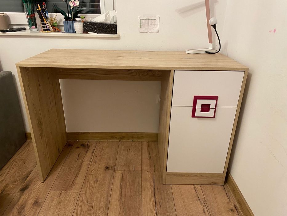 Meble - biurko szafa lozko