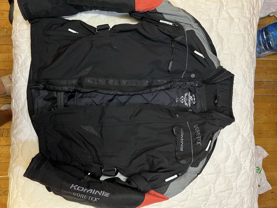 Мото куртка KOMINI